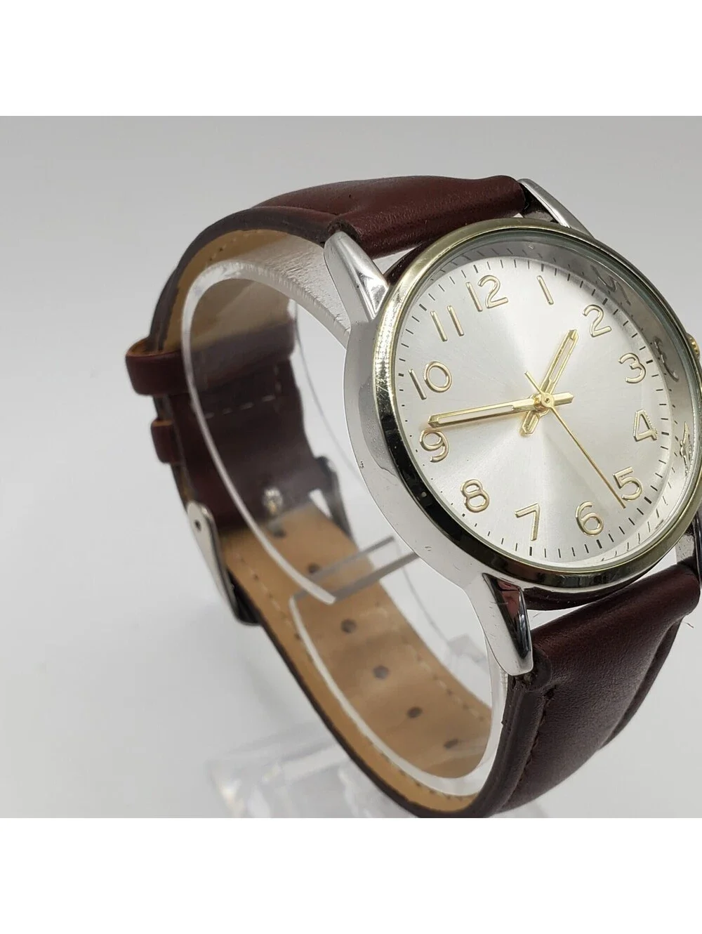 Unbranded Quartz Womens Watch 33mm Silver Tone Brown Leather Band New Battery